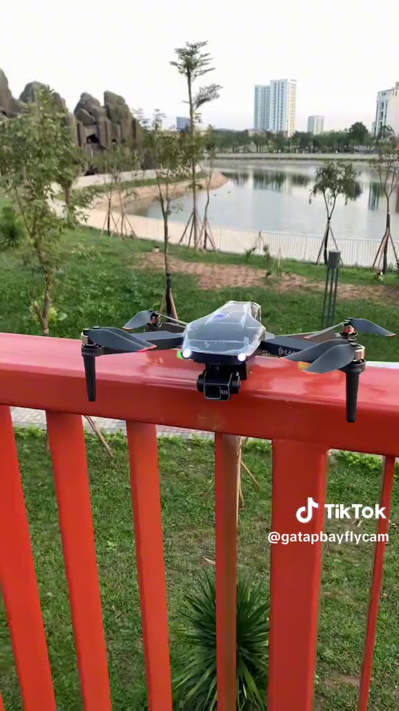 Flycam L600 Pro Max GPS Tự Bay Về, Plycam mini Camera Chống Rung 3 Trục, Động Cơ Không Chổi Than | BigBuy360 - bigbuy360.vn