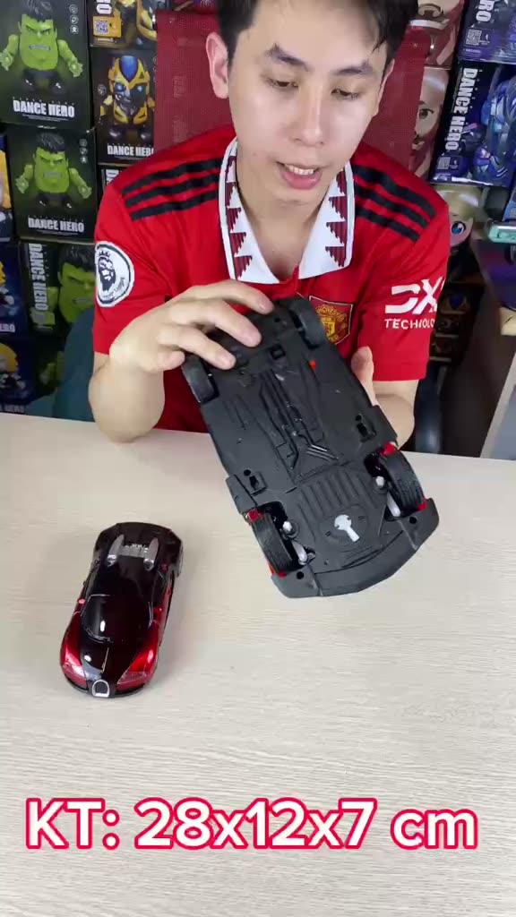 Ô tô mở cánh điều khiển từ xa siêu xe