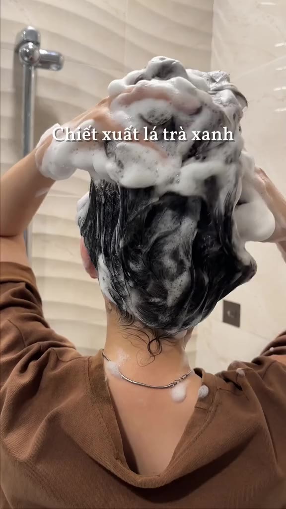 Dầu Gội HASOL Hỗ Trợ Giảm Gàu Nấm Ngứa, Phù Hợp Cho Da Đầu Nhiều Dầu, Tóc Mỏng Và Yếu HA'SOL Clean Scalp Shampoo 500g | BigBuy360 - bigbuy360.vn