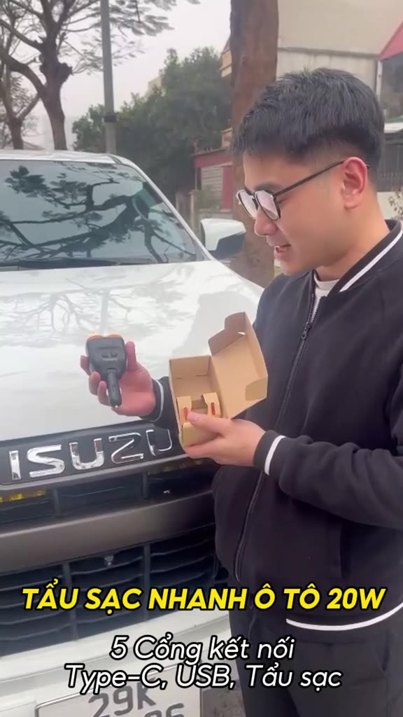 Tẩu sạc nhanh ô tô 20W cao cấp AutoX