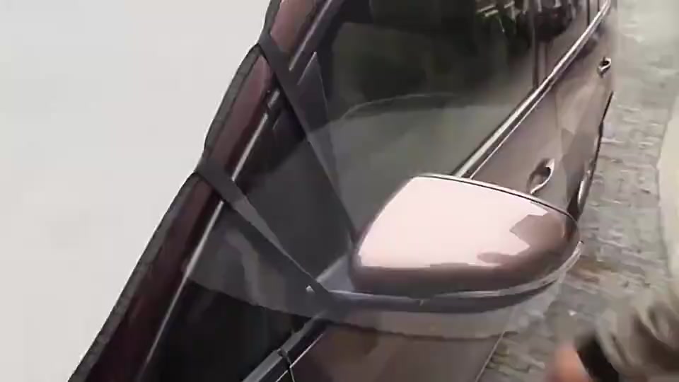 Bạt phủ kính chống nóng ô tô