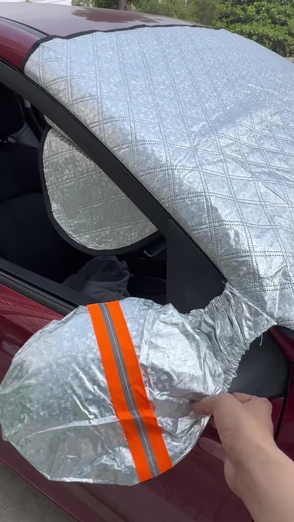 Tấm Bạt Che Nắng Kính Lái Ô Tô