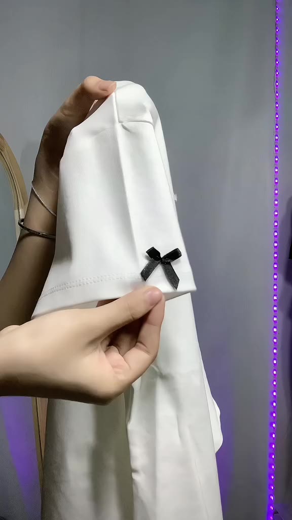 Áo Thun Đính Nơ Form Ôm Body Cho Nữ, Baby Tee Nhiều Màu Chất Cotton Dầy Dặn Mềm Mại Co Giãn Lên From Xinh MA833 | BigBuy360 - bigbuy360.vn