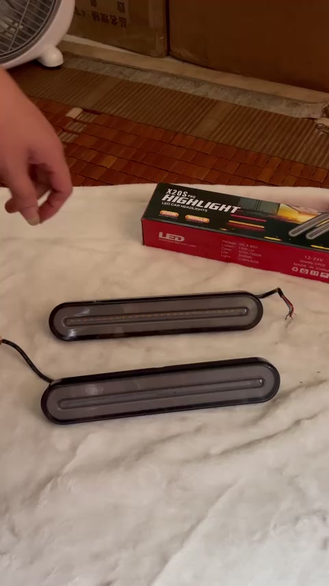 Đèn LED Phanh 3 Trong 1 Chất Lượng Cao, Đèn hậu led thanh 23cm nháy đuổi cực đẹp dành cho ô tô, xe tải.