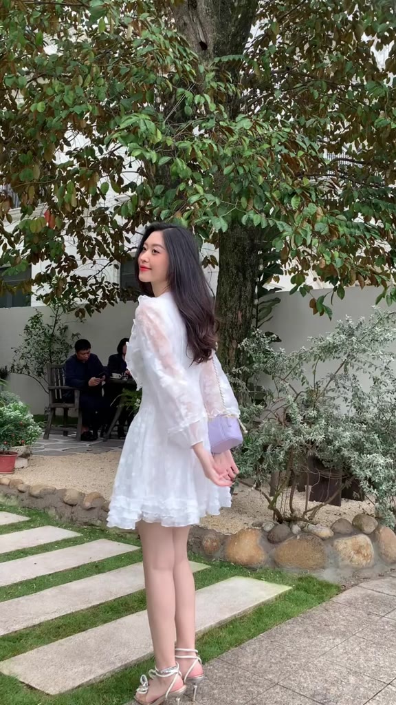 Váy hoa nhí đan dây cổ Leegi Design phong cách tiểu thư - VT727 | BigBuy360 - bigbuy360.vn