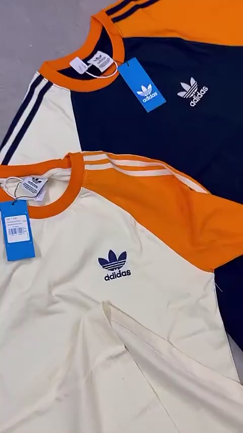 Áo Phông Nam Nữ Adidas Thêu Logo 3 Sọc Tay 2 Màu - Áo Thun Nam Nữ Premium Cotton Thoáng Mát Siêu Trẻ Trung Mẫu Mới | BigBuy360 - bigbuy360.vn