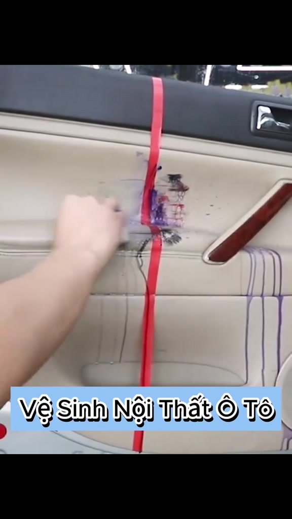 [Kèm Khăn Lau] Chai Xịt Tẩy Rửa Vệ Sinh Nội Ngoại Thất Ô Tô CLEAN INTERIOR