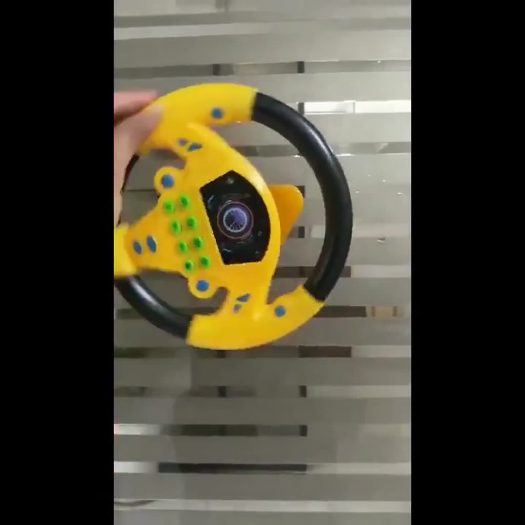 Đồ chơi vô lăng ô tô cho bé kèm nhạc hiệu ứng xe hơi