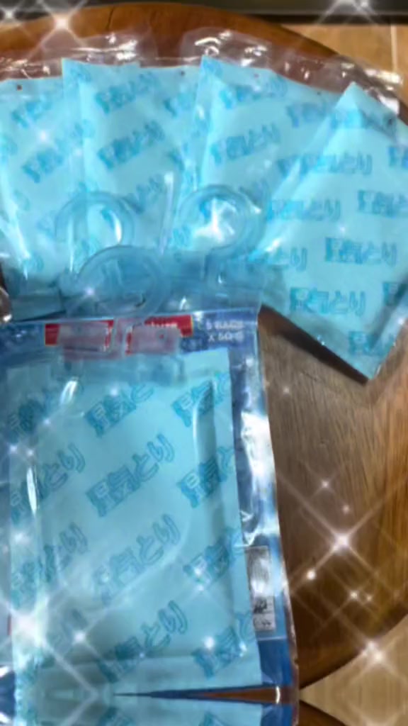 Hộp hút ẩm khử mùi Hando