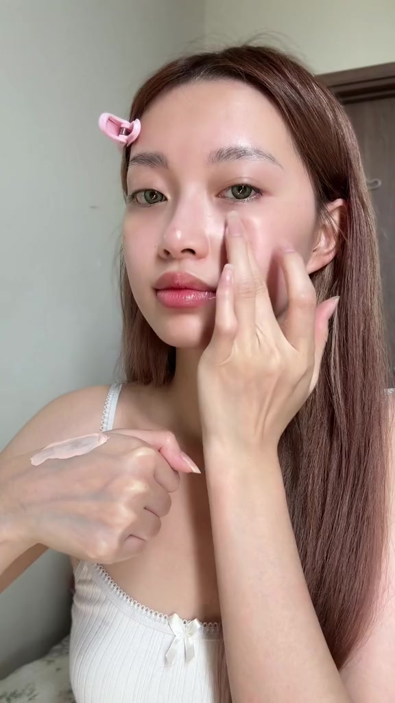 Kem Chống Nắng D'Alba Waterfull TONE UP Sun Cream SPF50+ PA++++ (HỒNG) Nâng Tone Tự Nhiên | BigBuy360 - bigbuy360.vn