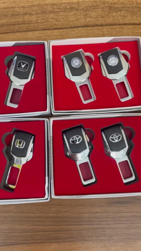 Chốt Cài Dây Đai An Toàn Cho Xe TOYOTA Yaris Cross