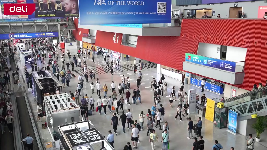 Máy Thổi Bụi Thổi Lá Công Suất Lớn Chính Hãng DELI