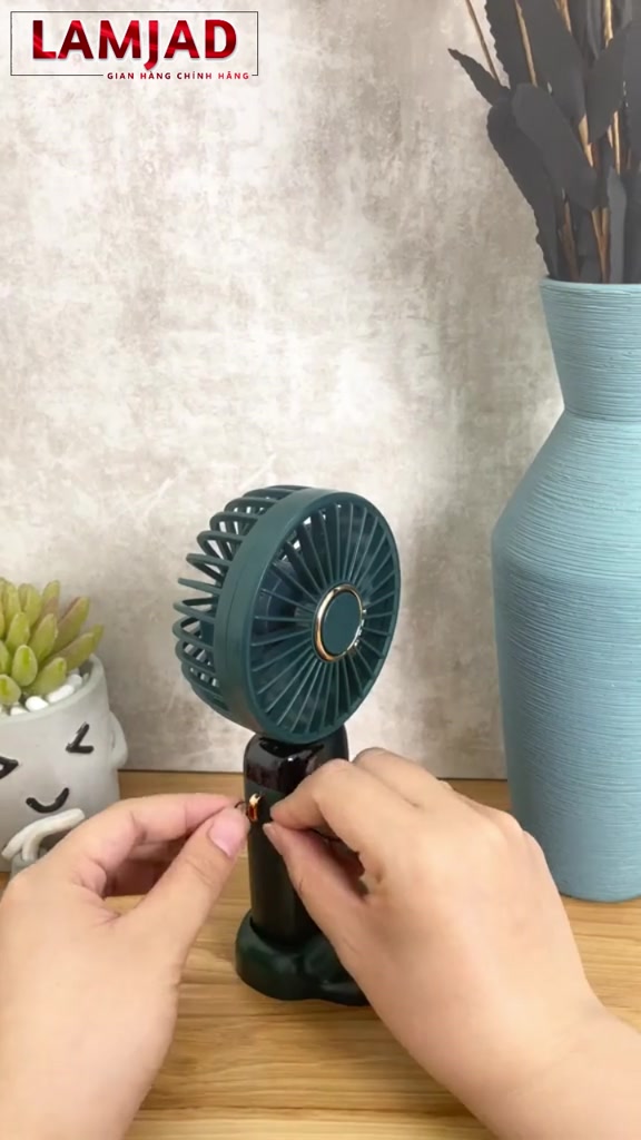 Quạt Cầm Tay Mini LAMJAD Gấp Gọn Sạc Tích Điện 5 Cấp Độ Gió  Tích Điện Đèn Led Hiển Thị % Pin Xoay 90 Độ | BigBuy360 - bigbuy360.vn