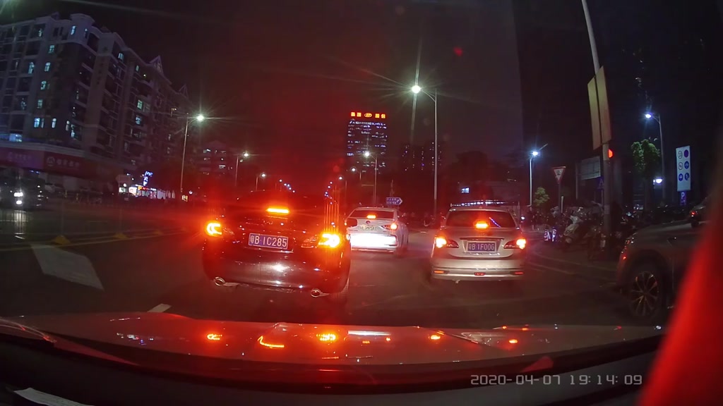 Camera Hành Trình Ô Tô 4K KAW