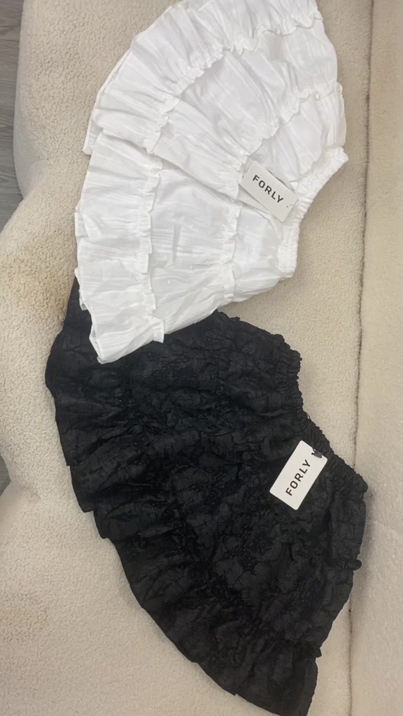 Chân váy midi Beyo dáng ngắn xếp tầng chân váy kiểu bèo 2 tầng dáng xòe phong cách dễ thương xinh xắn T062 | BigBuy360 - bigbuy360.vn