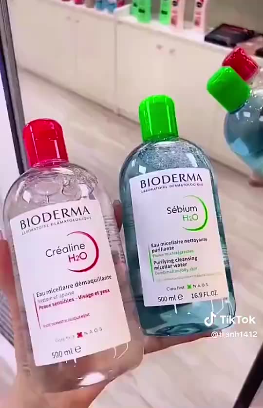 Nước Tẩy Trang Bioderma Dành Cho Da Dầu Mụn Và Da Nhạy Cảm, Sạch Sâu Lành Tính 500ml | BigBuy360 - bigbuy360.vn