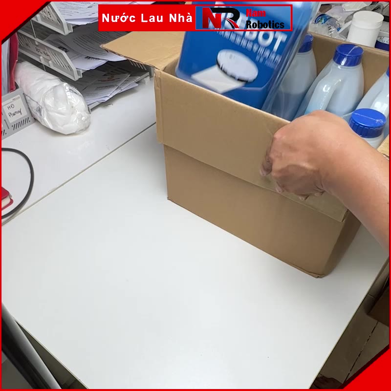 Gợi ý các mẫu nước lau sàn cho robot hút bụi hiệu quả