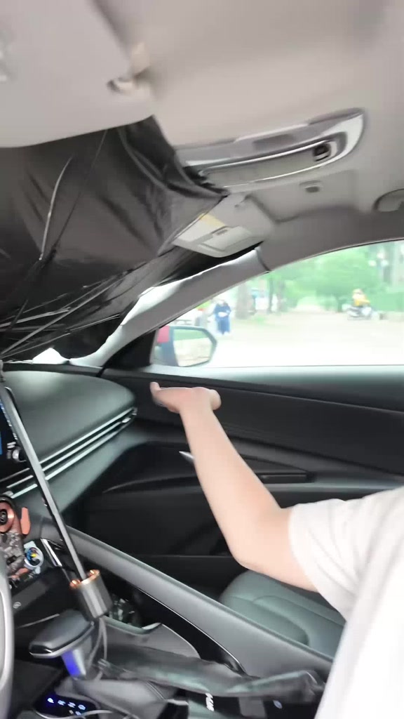 Ô che nắng ô tô GCAR cao cấp dày dặn