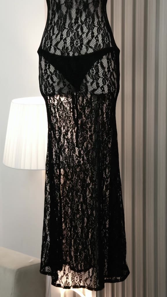 Váy ren nữ dài ôm body 2 dây 1 lớp hở lưng xuyên thấu sang chảnh, Váy ren đi biển sexy (KHÔNG KÈM BIKINI) - Mã M06 | BigBuy360 - bigbuy360.vn