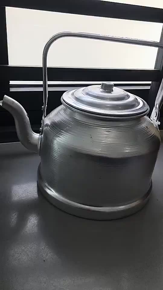 Những mẫu ấm đun nước nhôm đẹp và bán chạy trên thị trường