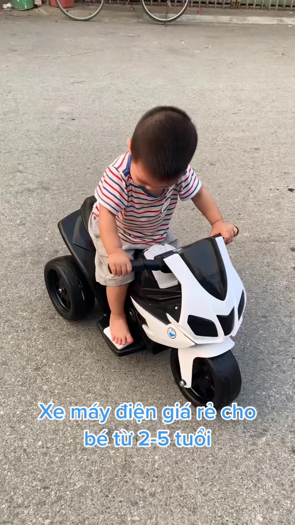 Xe máy điện cho bé