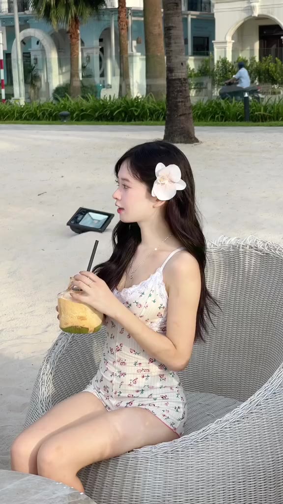 Bodysuit hoa nhí đi biển  phối ren nữ 1 lớp mỏng, Set áo liền quần ôm sát sexy quyến rũ cho nữ không đệm mút - Mã M08 | BigBuy360 - bigbuy360.vn