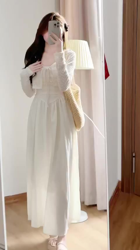 Đầm hai dây dáng dài cúp ngực đi biển