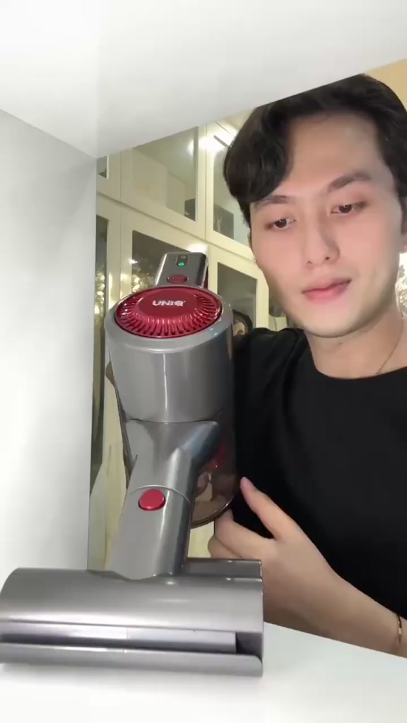 Máy hút bụi cầm tay không dây UNIQ Free A9 Pro