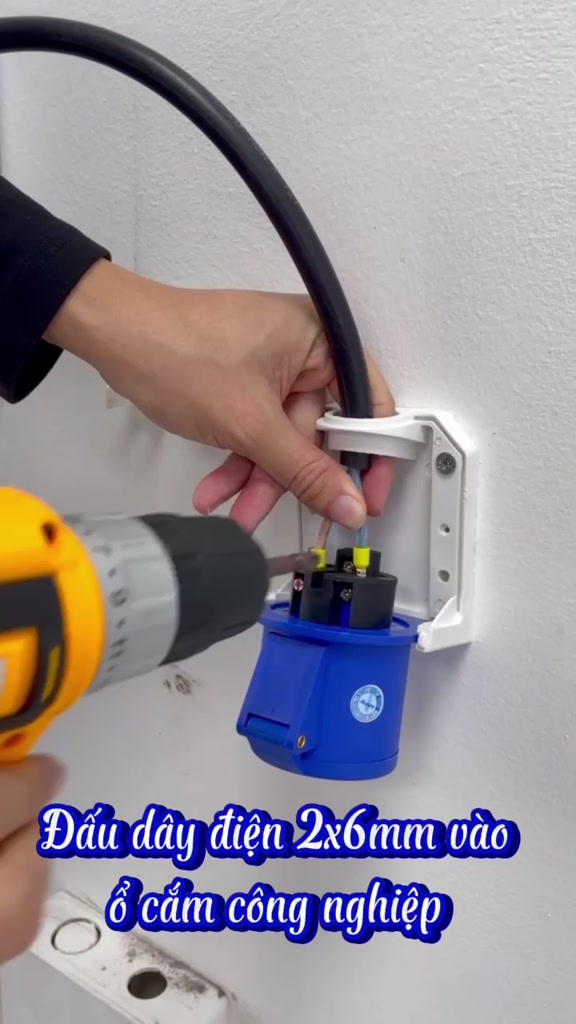 GREENCHARGE 7KW/ 3.5KW ST-T107