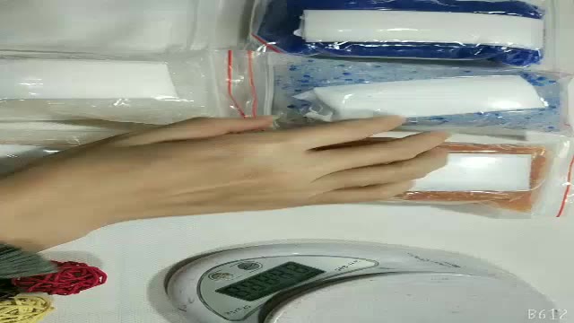 Gói 200g Hạt hút ẩm cho máy ảnh