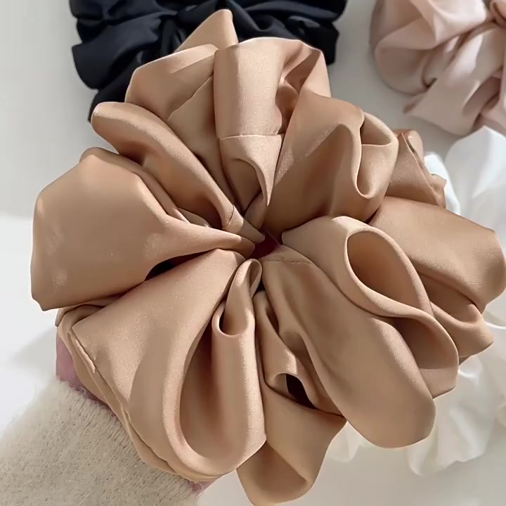 Cột Tóc Buộc Tóc Vải Lụa Ngọc Trai Size Siêu Lớn Mềm Đẹp Thiết Kế Loli | BigBuy360 - bigbuy360.vn