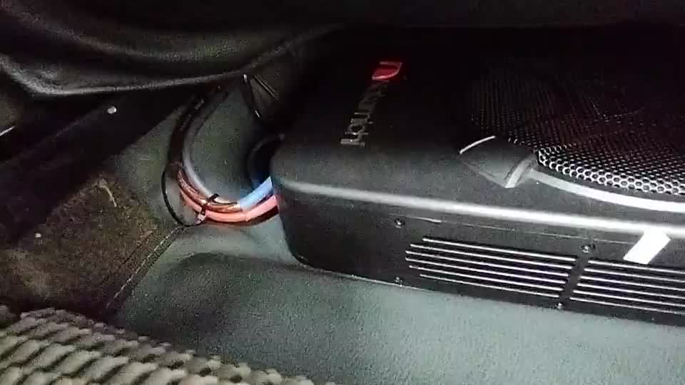 Loa sub Ô Tô NAKAMICHI NBF 8.1A Bass 8