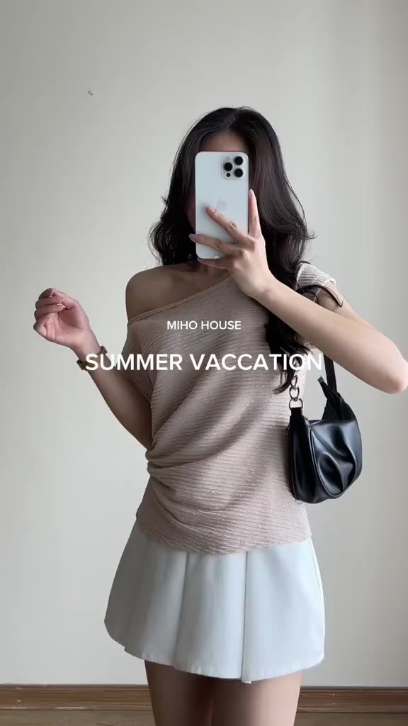 Áo thun lệch vai tay ngắn Beyo áo phông dáng vừa chất liệu xốp nhăn T006 | BigBuy360 - bigbuy360.vn