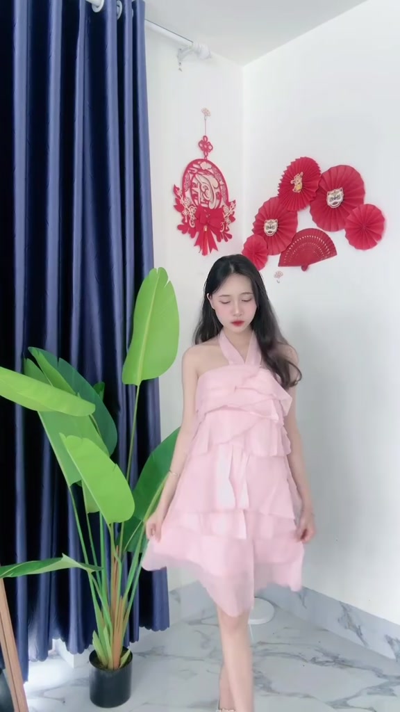 đầm xòe cổ yếm xếp tầng chất voan tơ mềm mại có mút ngực váy tầng tiểu thư đi biển du lịch V72 SUTANO | BigBuy360 - bigbuy360.vn