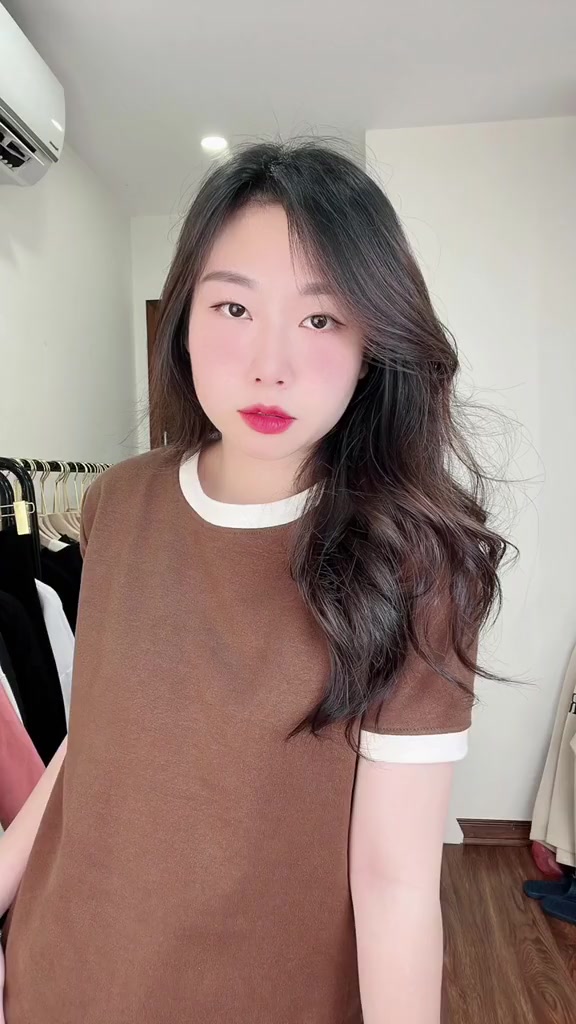 áo thun babytee nữ cổ tròn phối viền suông trơn basic trẻ trung vải thun tăm co giãn A304 SUTANO | BigBuy360 - bigbuy360.vn