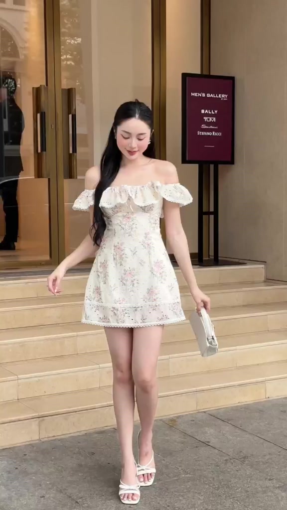 Đầm ren hoa thiết kế trễ vai xinh xắn Robia Dress | BigBuy360 - bigbuy360.vn