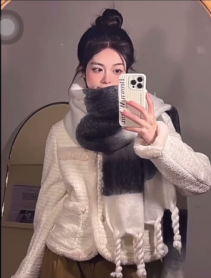 Khăn quàng cổ hoạ tiết đơn giản tua rua thích hợp cho mọi OUTFIT K75 | BigBuy360 - bigbuy360.vn