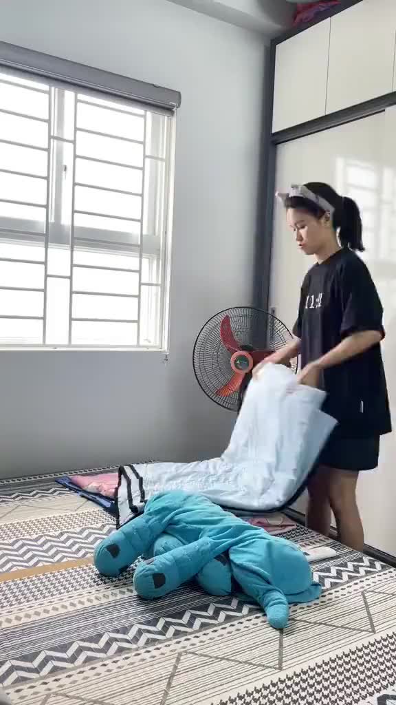 Máy hút bụi cầm tay MEXI