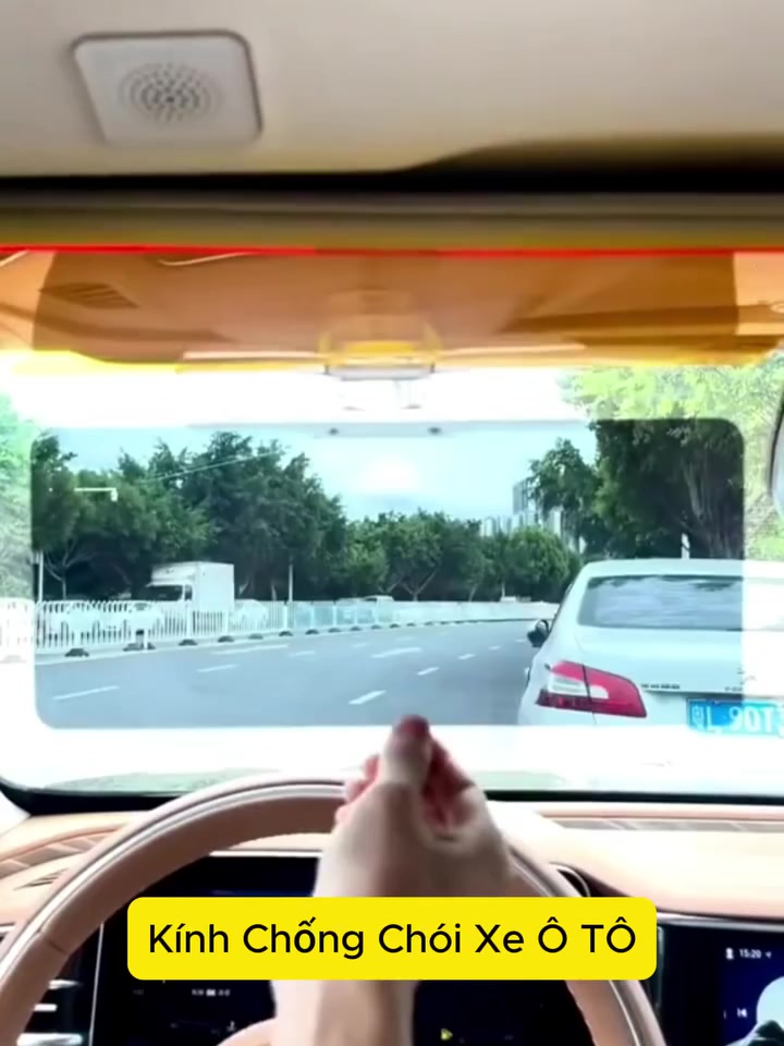 Kính Phân Cực Chống Lóa Ô Tô Ngày và Đêm