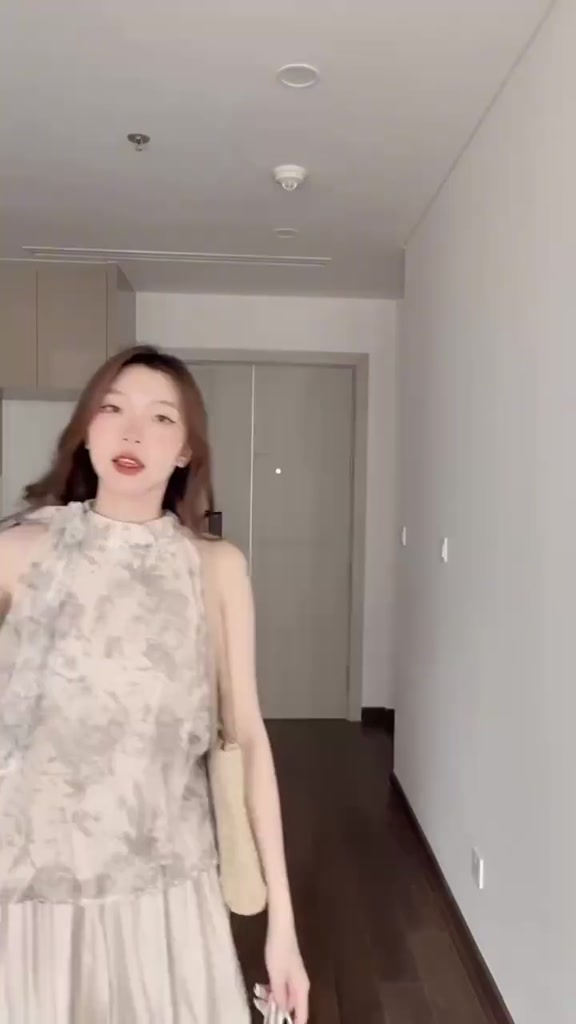 Set bộ quần áo yếm set bộ yếm voan tơ họa tiết hoa kèm quần suông đũi mềm tiểu thư sang chảnh B402 SUTANO | BigBuy360 - bigbuy360.vn