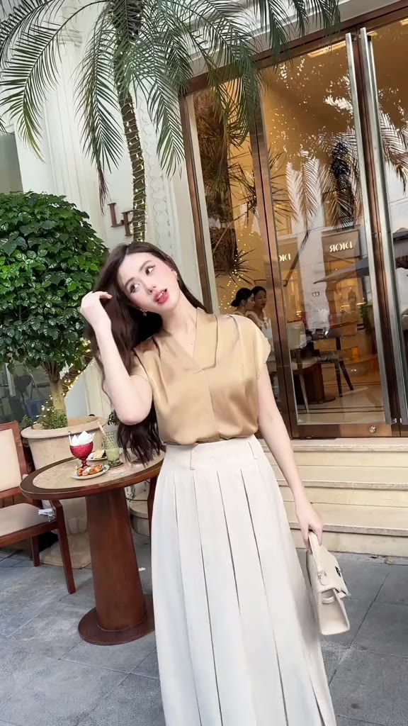 Áo sơ mi nữ công sở Mely Fashion cộc tay hến cổ V dáng rộng chất lụa ngọc trai cao cấp mềm mát phong cách Hàn Quốc ASM36 | BigBuy360 - bigbuy360.vn