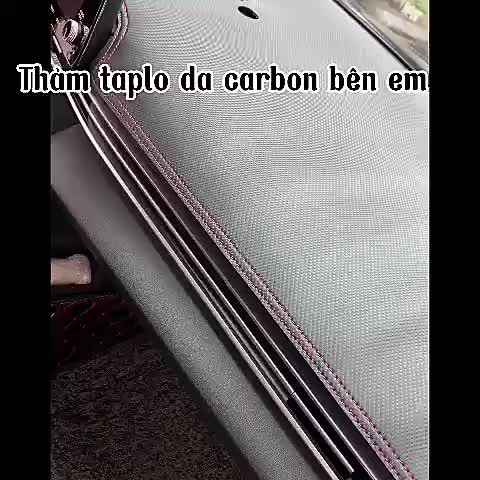 Fortuner, thảm taplo da vân carbon chống nóng toyota Fortuner 2017-2024