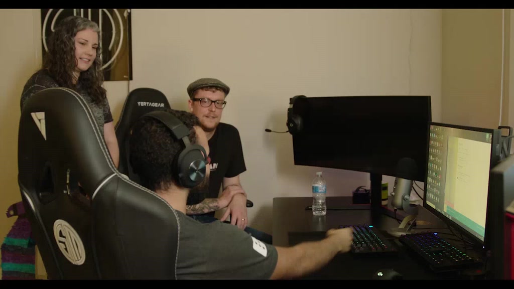 Tai nghe gaming có dây Logitech G Pro X SE, Mic tháo rời, âm vòm 7.1,đệm Memory Foam, màn loa 50 mm | BigBuy360 - bigbuy360.vn