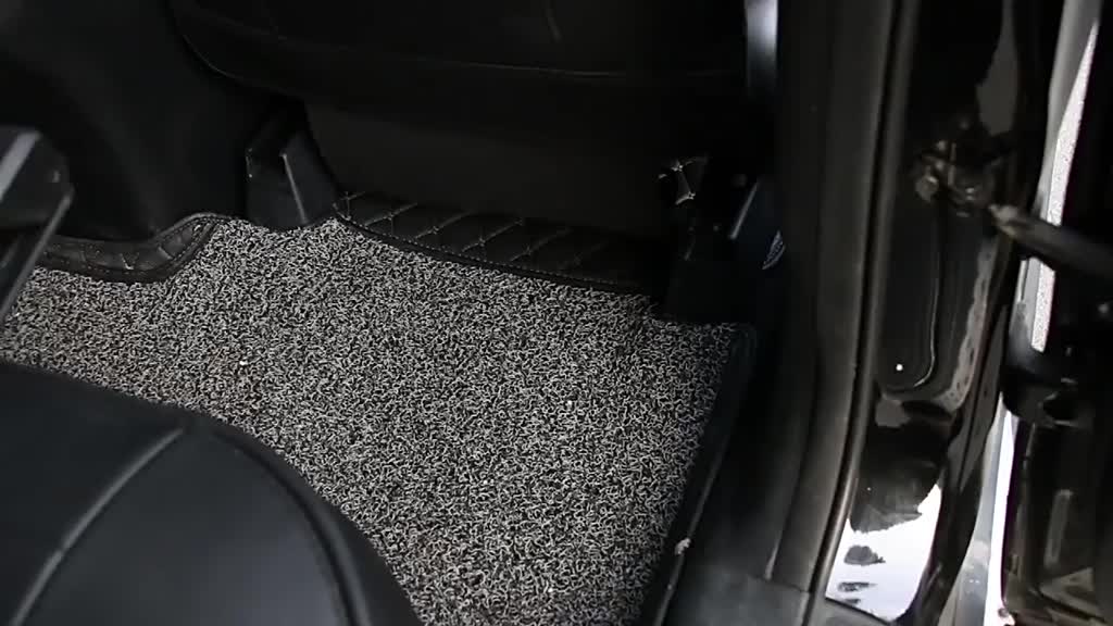 Đệm gác chân ô tô bọc da cao cấp