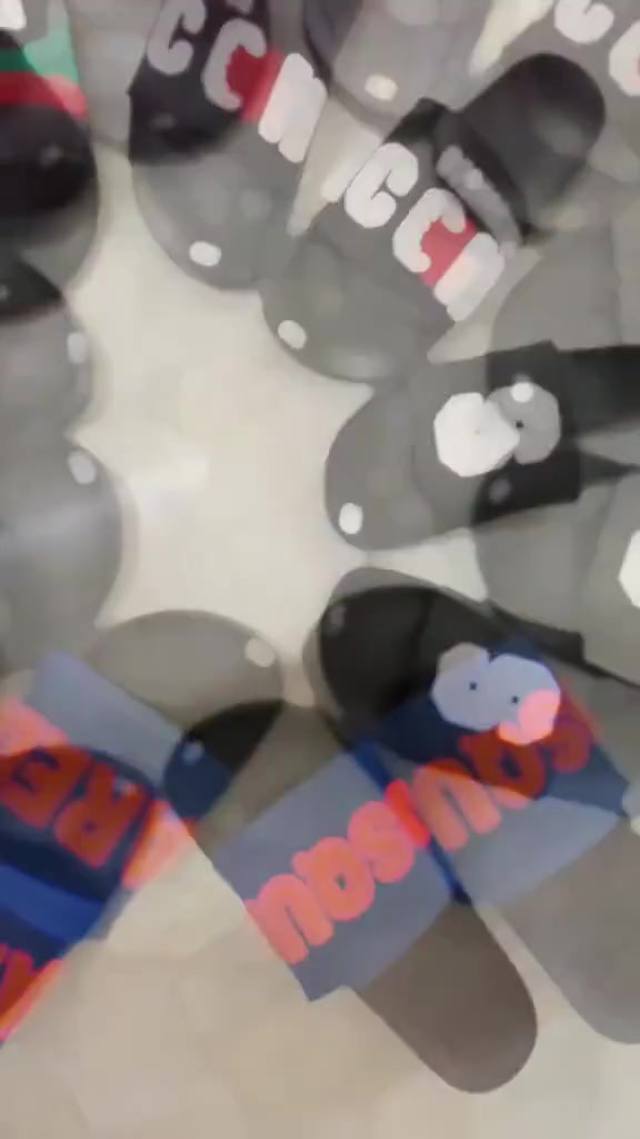 Gợi ý dép nam quai ngang boy phố quần cực chất cho năm 2026