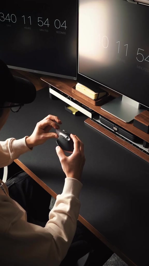 Chuột không dây Logitech MX Master 3S thiết kế công thái học | BigBuy360 - bigbuy360.vn