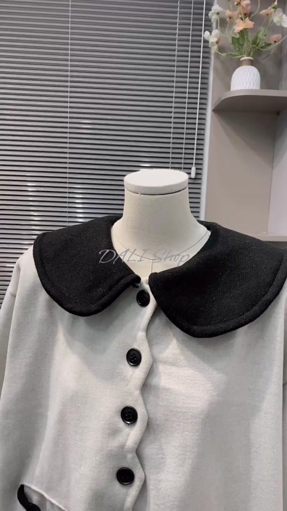 Áo Khoác Dạ Tiểu Thư Phối Cổ Sen Form Rộng Phong Cách Hàn Quốc, Áo Khoác Dạ Nữ Siêu Dày | BigBuy360 - bigbuy360.vn