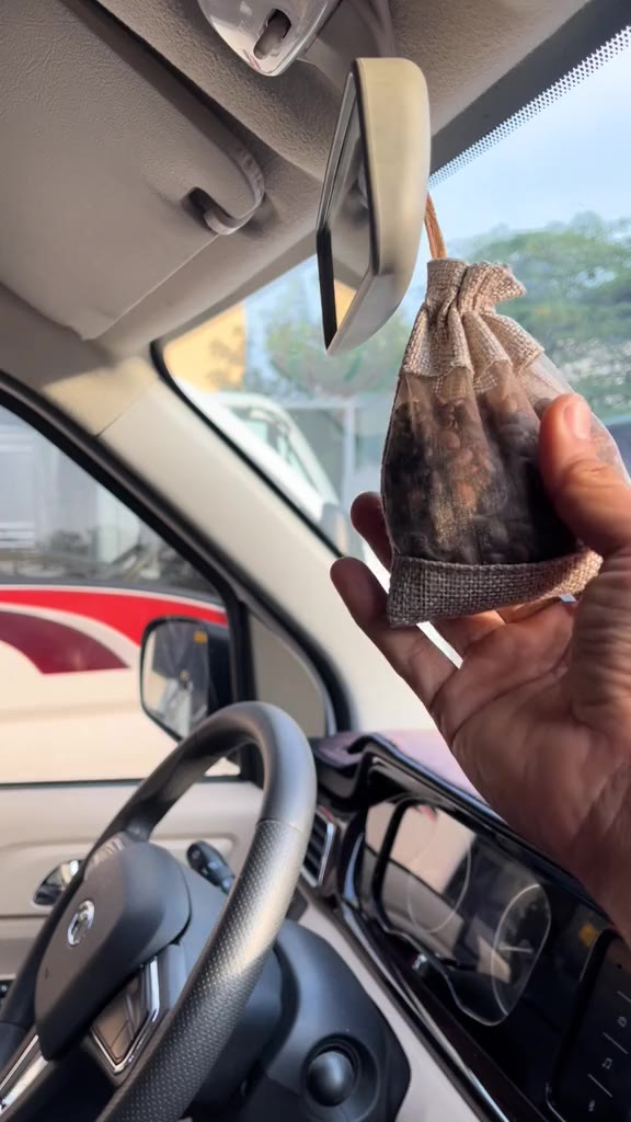 Túi Thơm Treo Xe Ô Tô Khử Mùi Tự Nhiên