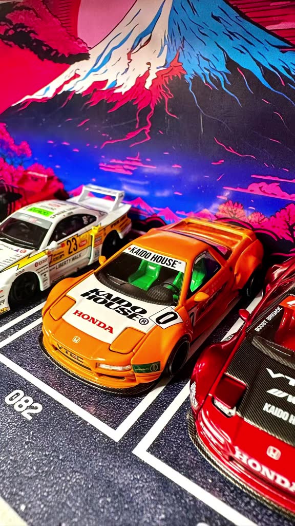 Hộp để xe mô hình 1/64 có đèn