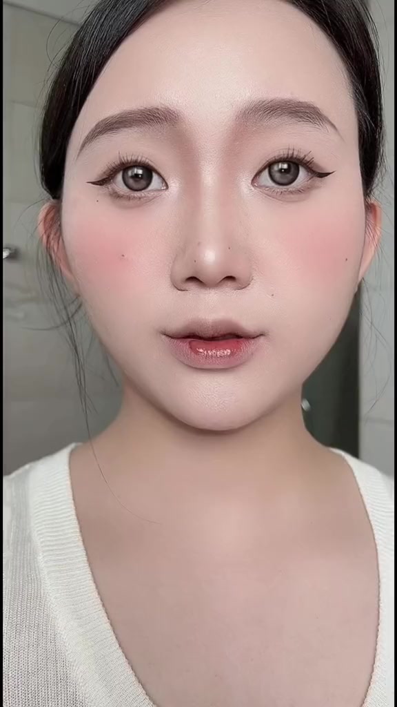 Son Tint Bóng Romand Juicy Lasting Tint màu 23 Màu Đỏ Nâu Nude | BigBuy360 - bigbuy360.vn